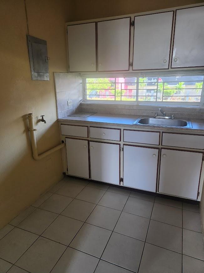 Fifth image of 5 West Kings House Road in Kingston 10, St. Andrew, Jamaica - property is For Rent