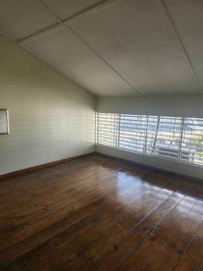 Tenth image of 5 West Kings House Road in Kingston 10, St. Andrew, Jamaica - property is For Rent