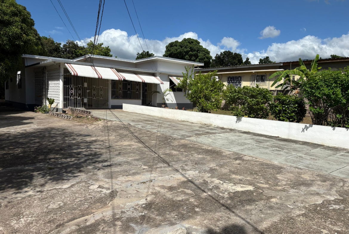 Second image of C-30 Sunrise Crescent in Kingston 19, St. Andrew, Jamaica - property is For Rent
