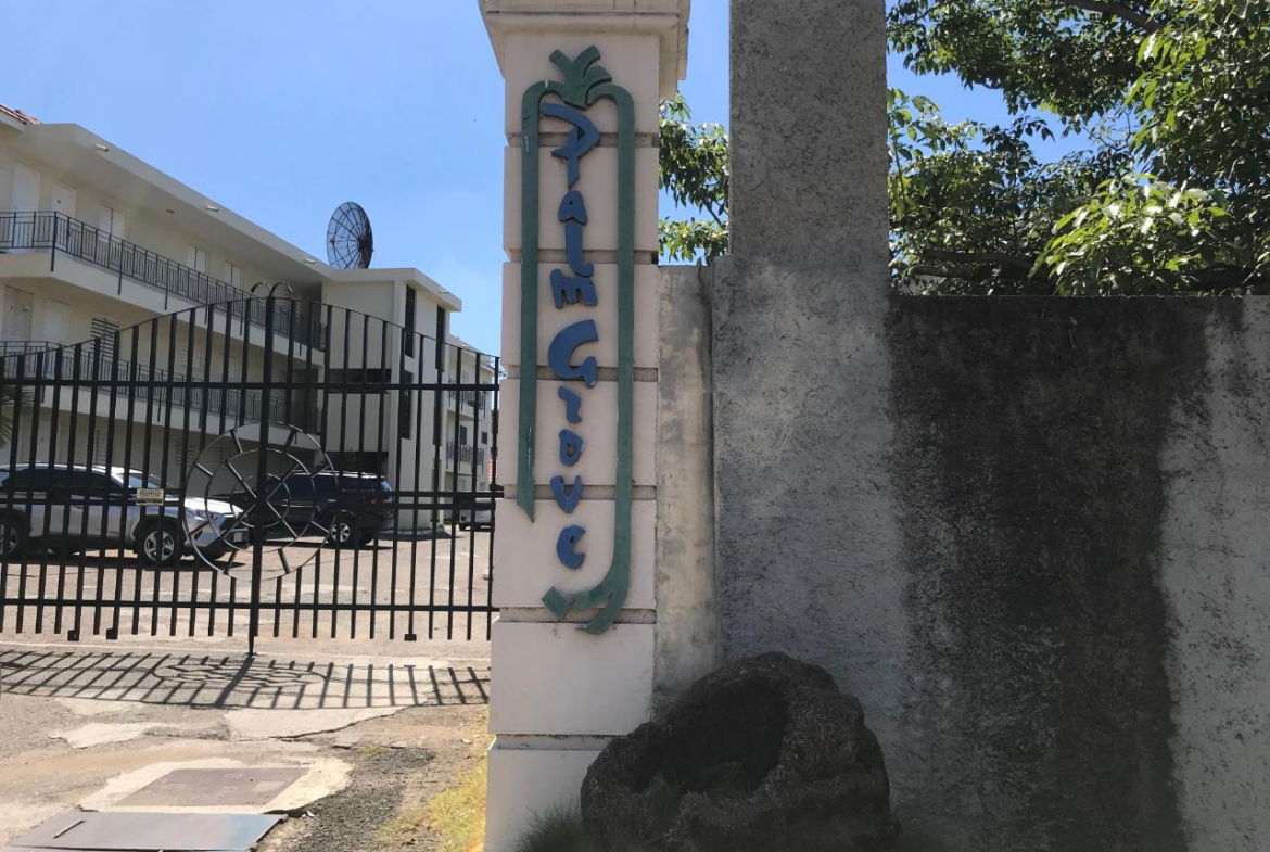 First image of 4-3a Waterloo Avenue in Kingston 10, St. Andrew, Jamaica - property is For Rent