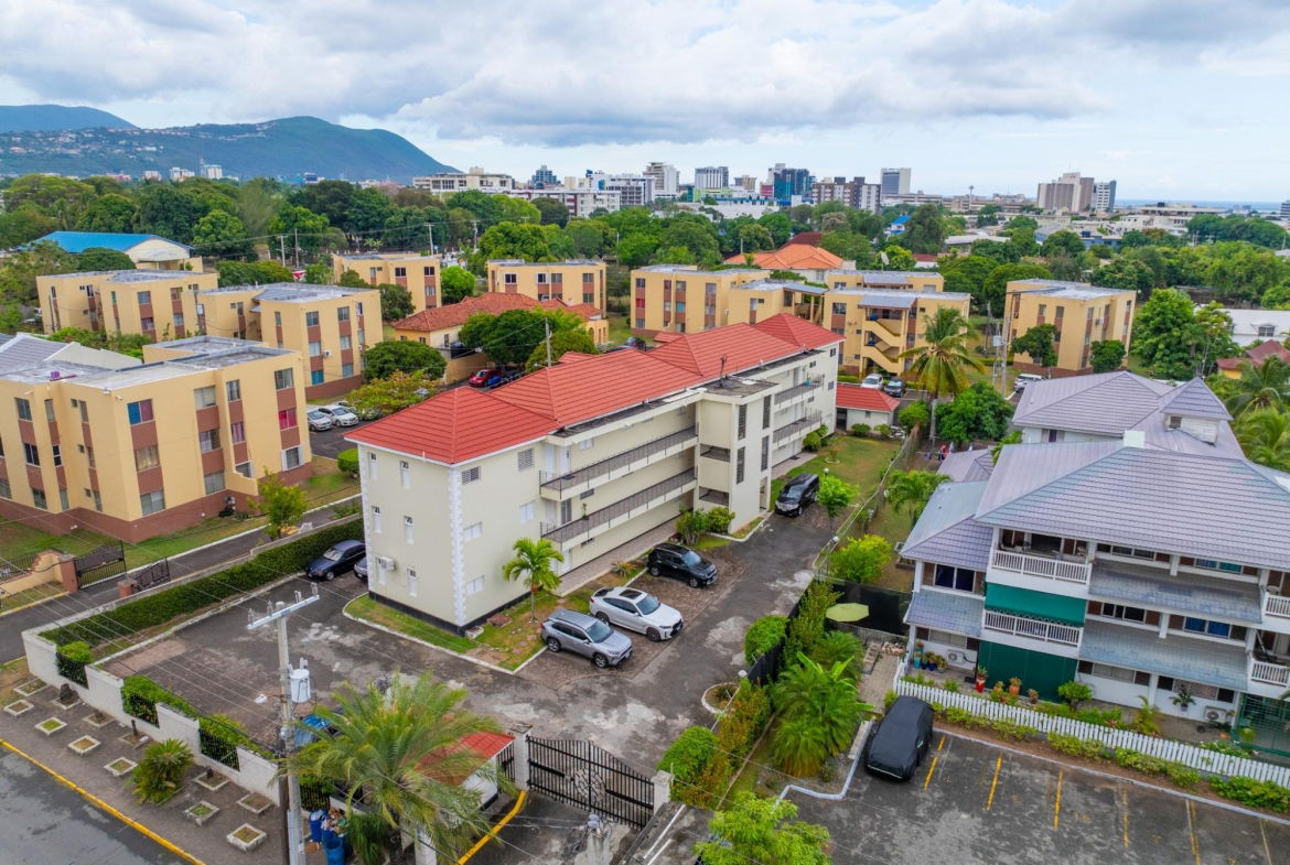 Twenty-Eighth image of 4-3a Waterloo Avenue in Kingston 10, St. Andrew, Jamaica - property is For Rent