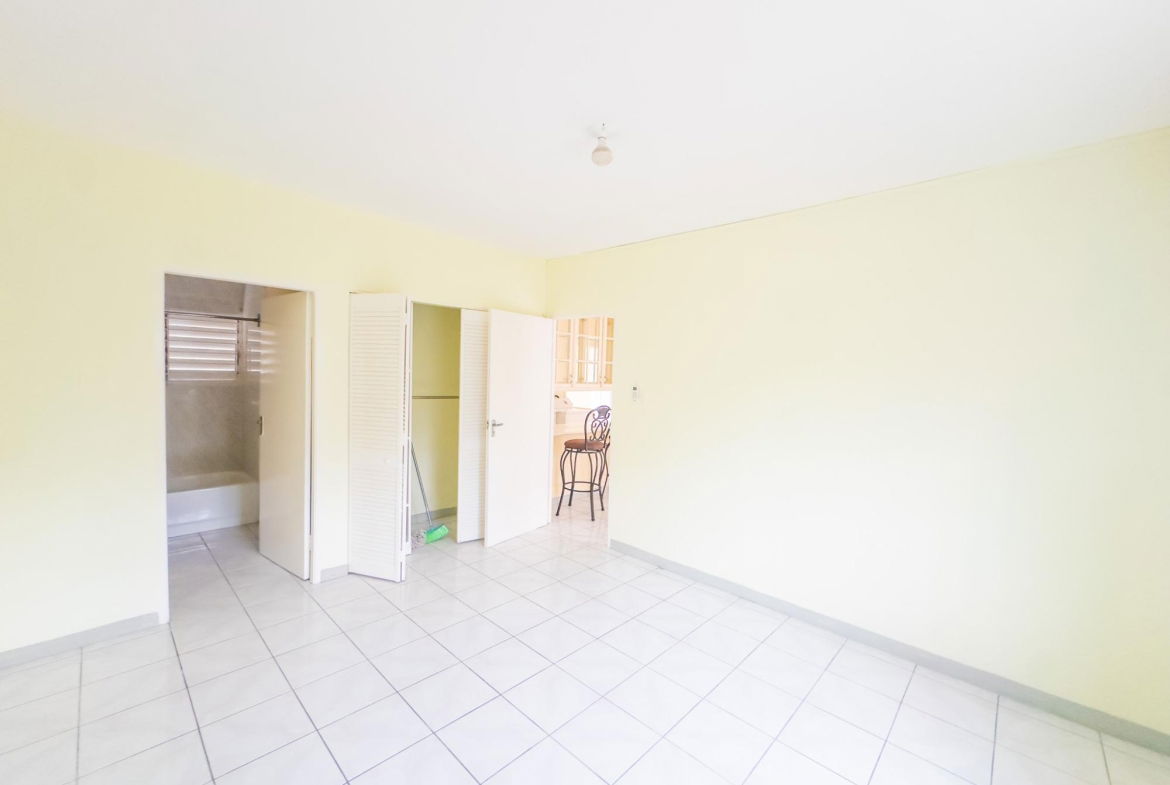 Twenty-Ninth image of 4-3a Waterloo Avenue in Kingston 10, St. Andrew, Jamaica - property is For Rent