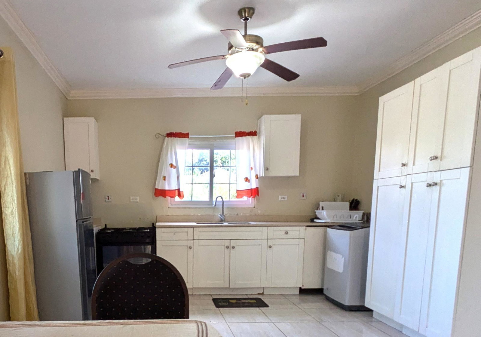 1-Bedroom-Apartment-for-Sale-in-Reading-Montego-Bay-Secure-Spacious Fifth image of 1-3 Reading Manor in Montego Bay, St. James, Jamaica - property is For Sale