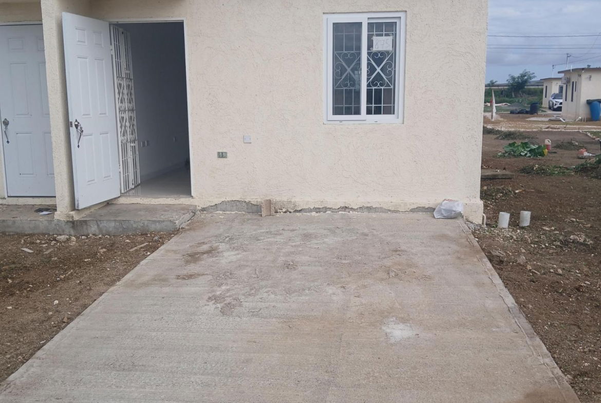 First image of Lot 875- St. Catherine Estates Pha in Spanish Town, St. Catherine, Jamaica - property is For Rent