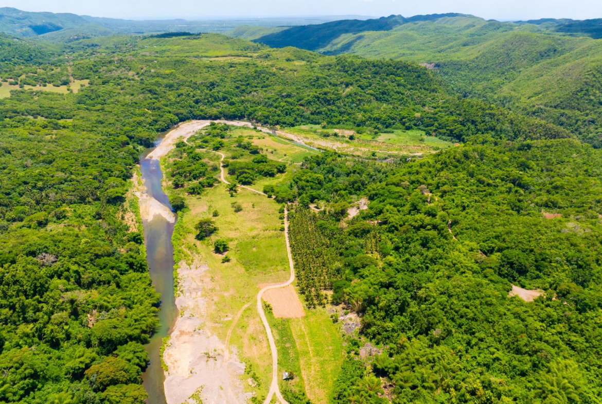 Third image of North Hall in Suttons, Clarendon, Jamaica - property is For Sale