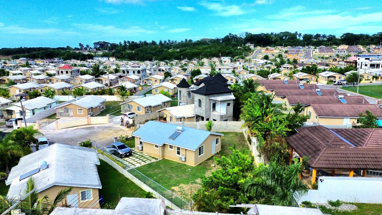 2-Bed-2-Bath-House-for-Rent-in-Montego-West-Village-St.-James-Jamaica Twelfth image of 662 Mahogany Court in Montego Bay, St. James, Jamaica - property is For Rent