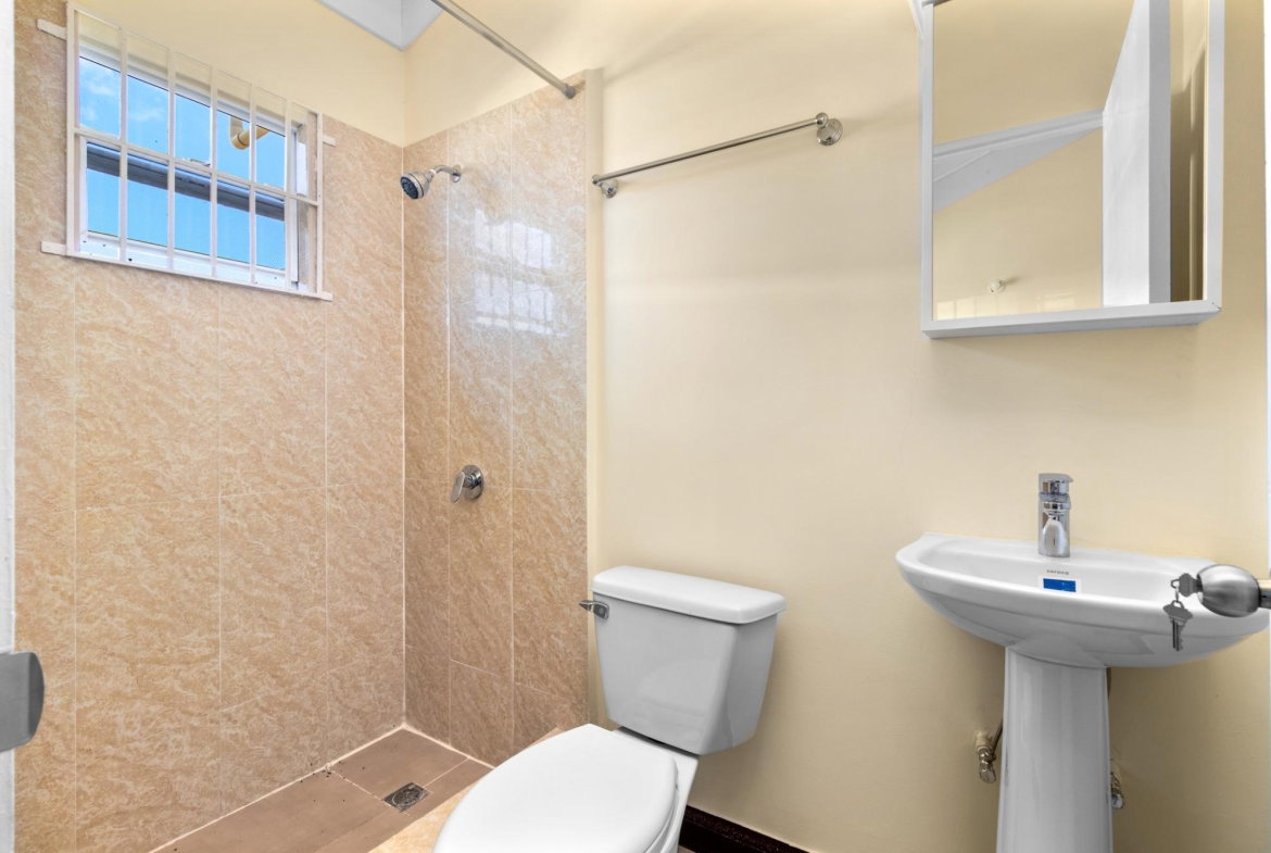 Twelfth image of 373 Castle View Drive, Colbec in Old Harbour, St. Catherine, Jamaica - property is For Sale