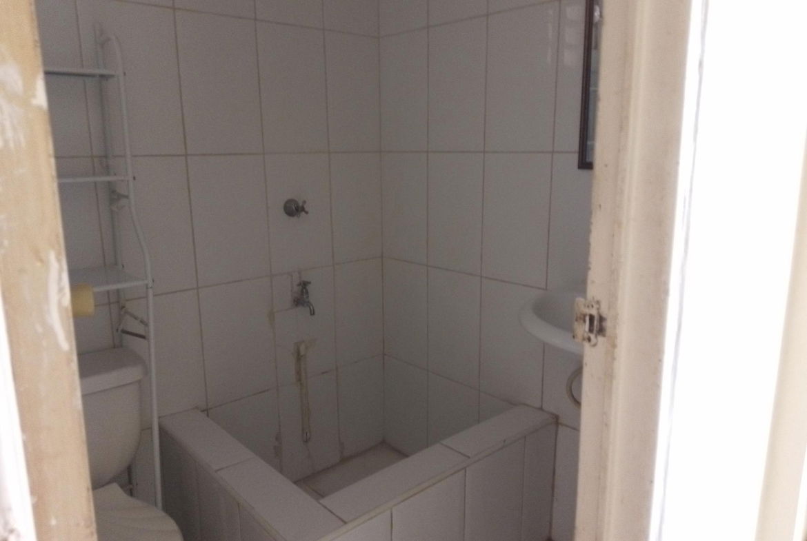 Seventeenth image of 307 South West 35th Way in West Chedwin, St. Catherine, Jamaica - property is For Sale