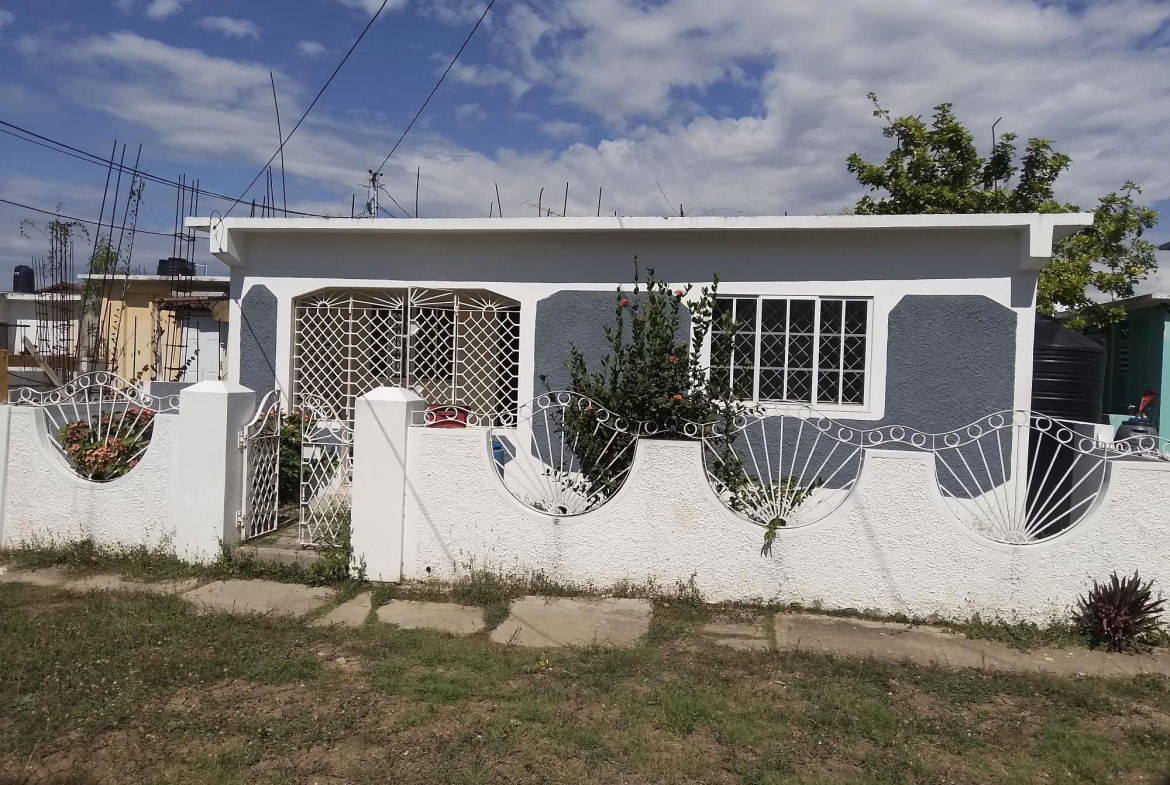Twenty-Eighth image of 307 South West 35th Way in West Chedwin, St. Catherine, Jamaica - property is For Sale