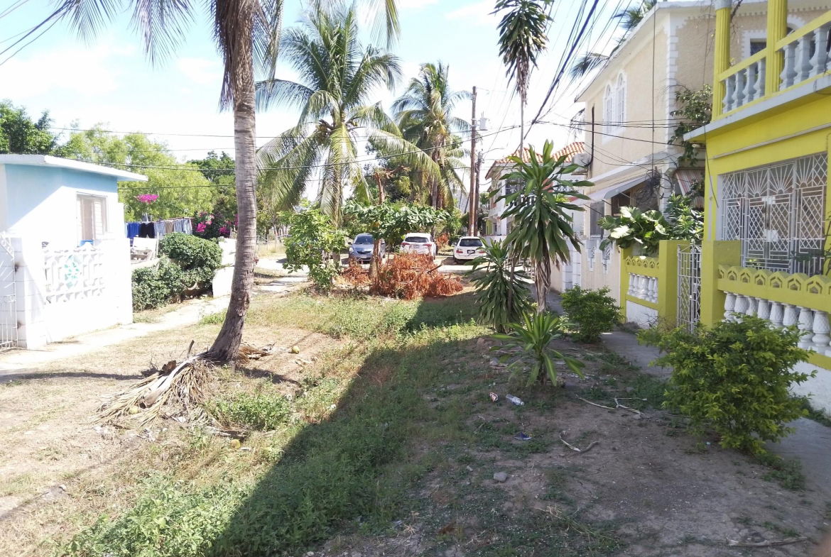 Twenty-Ninth image of 307 South West 35th Way in West Chedwin, St. Catherine, Jamaica - property is For Sale