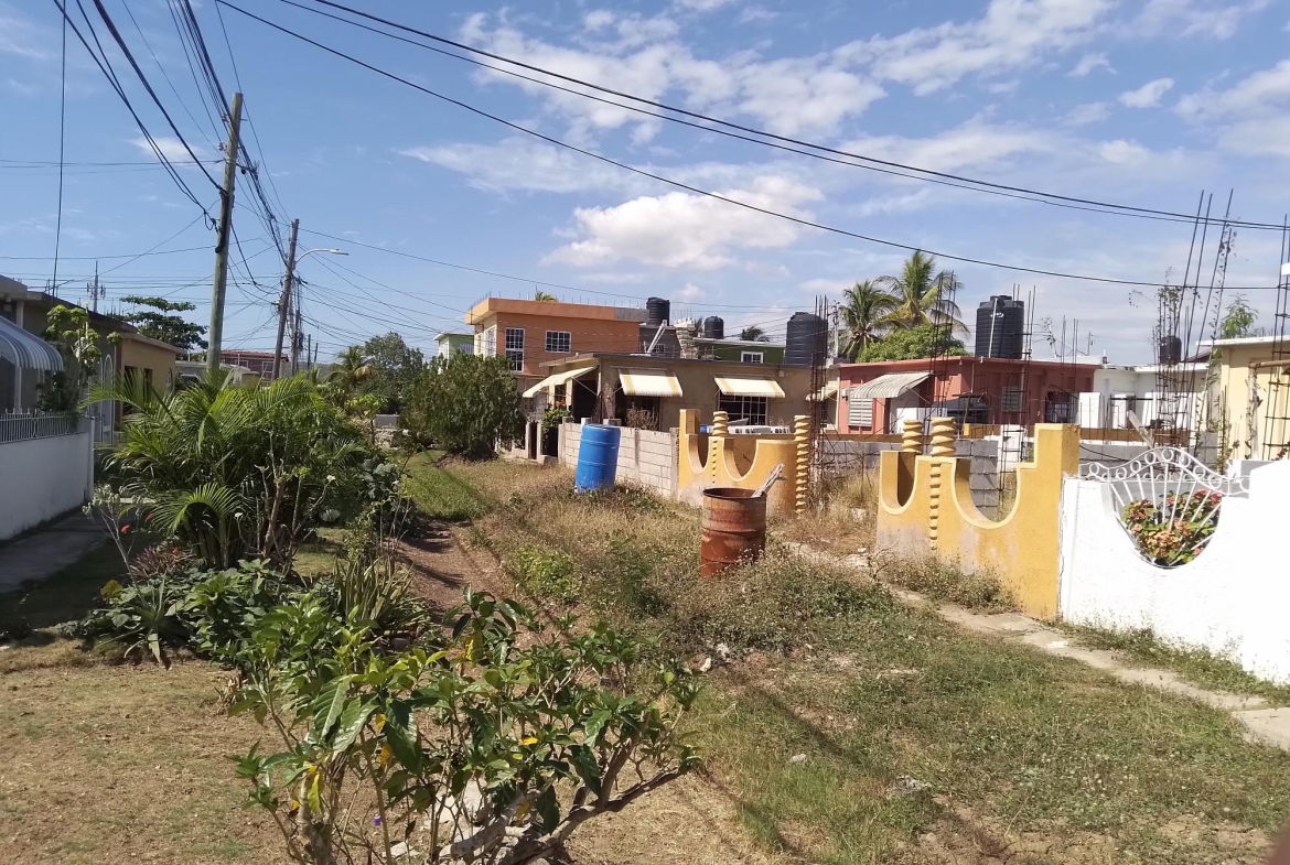 Thirtieth image of 307 South West 35th Way in West Chedwin, St. Catherine, Jamaica - property is For Sale