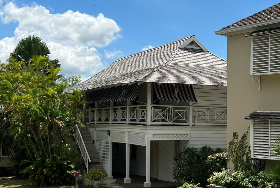 First image of 8-184a Constant Spring Road in Kingston 8, St. Andrew, Jamaica - property is For Rent