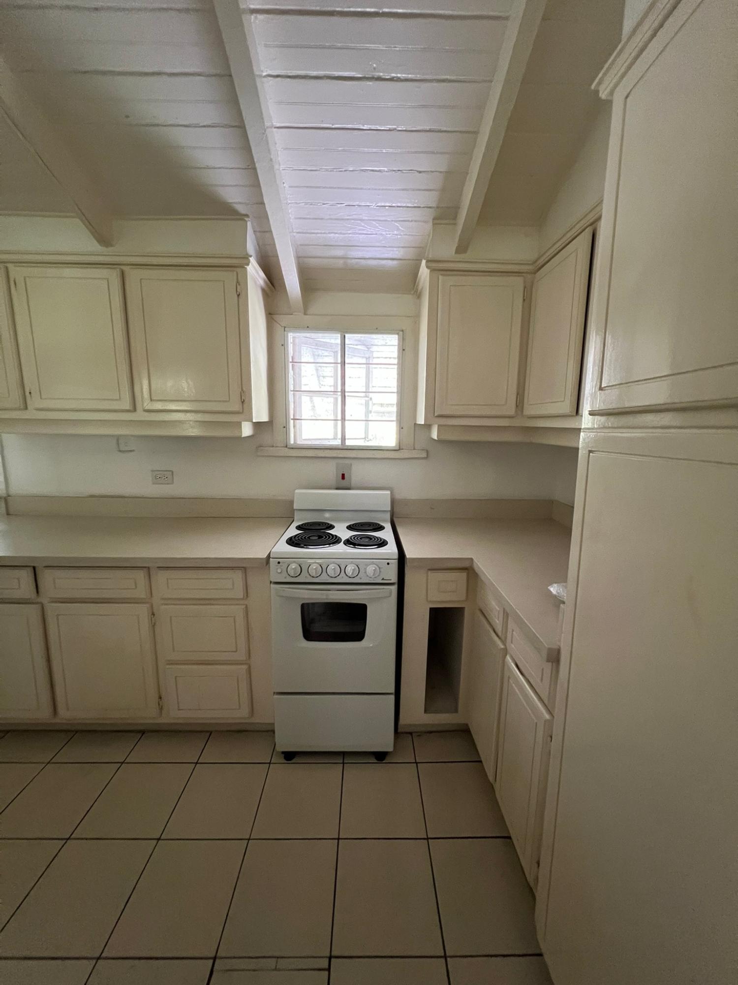 Seventh image of 8-184a Constant Spring Road in Kingston 8, St. Andrew, Jamaica - property is For Rent