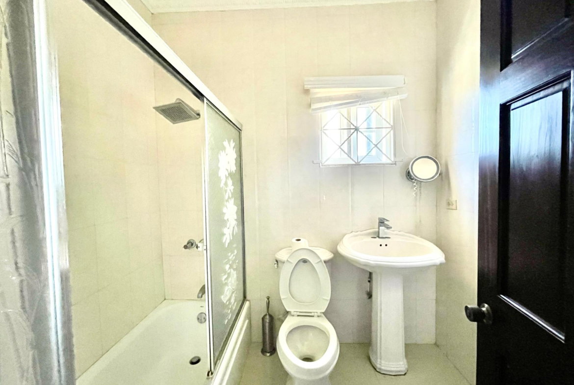 Fifteenth image of 3-152 Rhyne Park in Rose Hall, St. James, Jamaica - property is For Rent