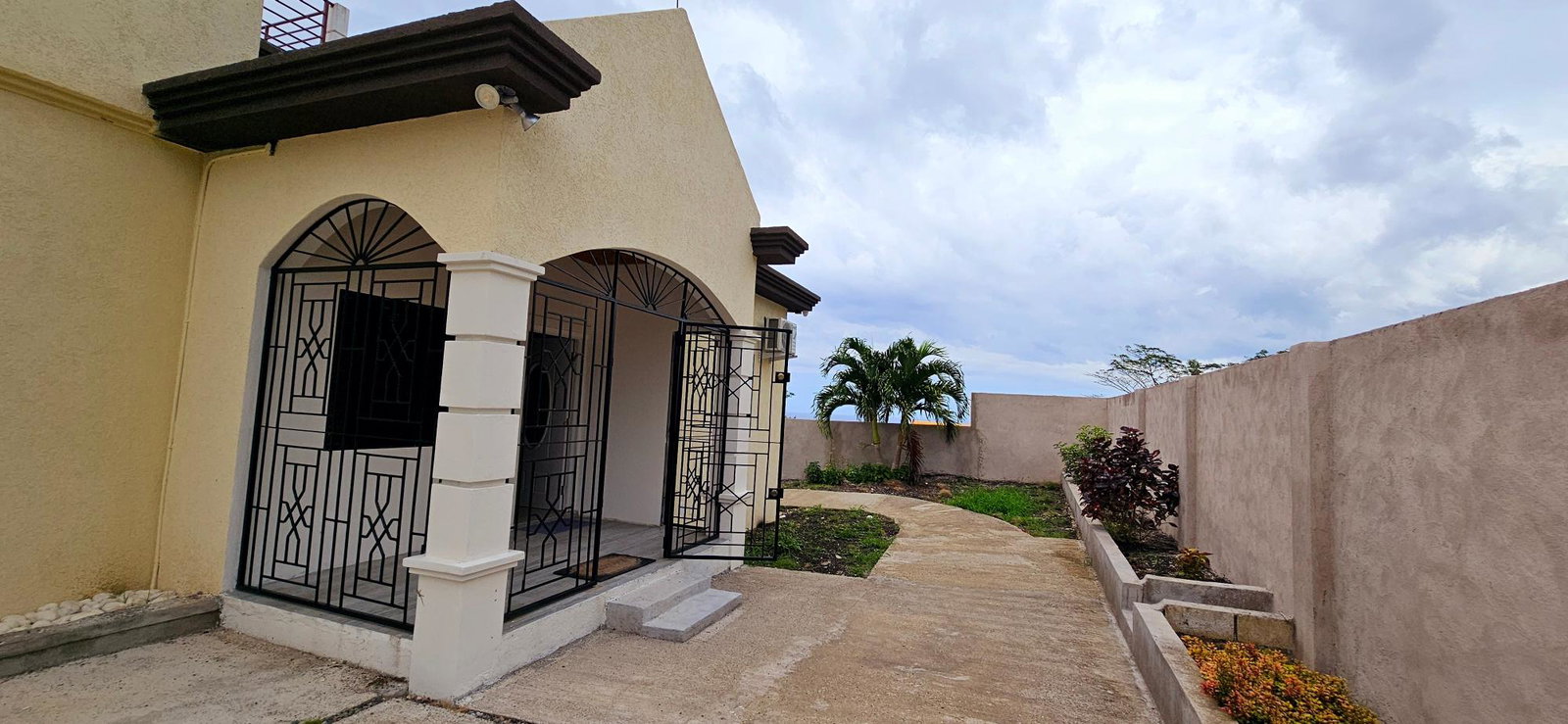 First image of 387 Rock Hill Close, Spring v in Spring Valley, St. Mary, Jamaica - property is For Rent