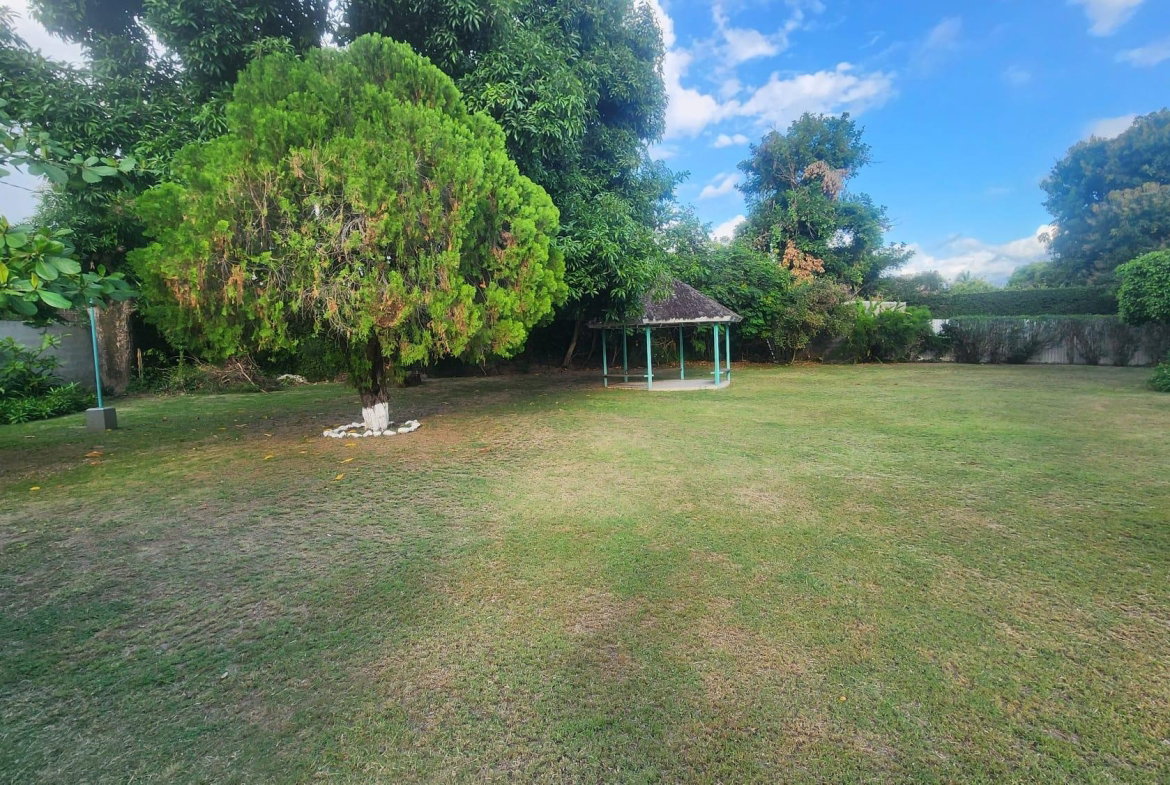 Third image of 7 Charlton Road in Kingston 8, St. Andrew, Jamaica - property is For Sale
