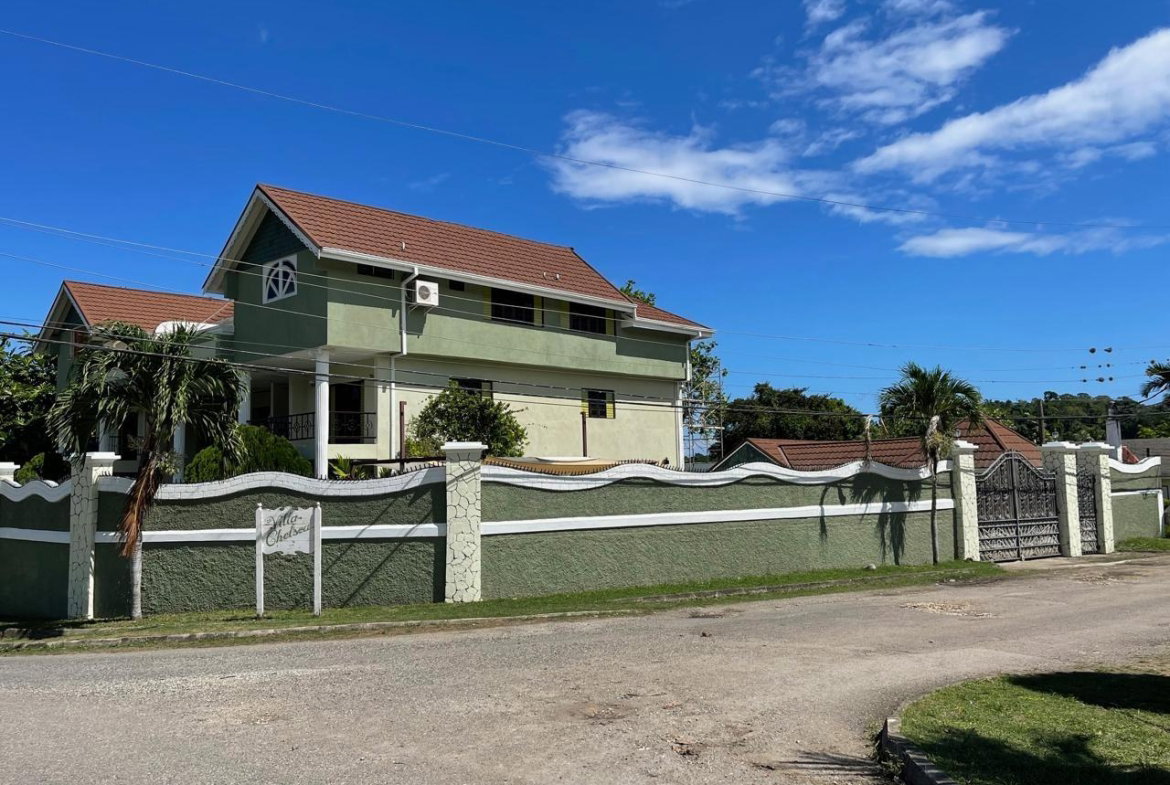 Sixteenth image of 8- Villa Chelsea, Ocho Rios in Ocho Rios, St. Ann, Jamaica - property is For Sale