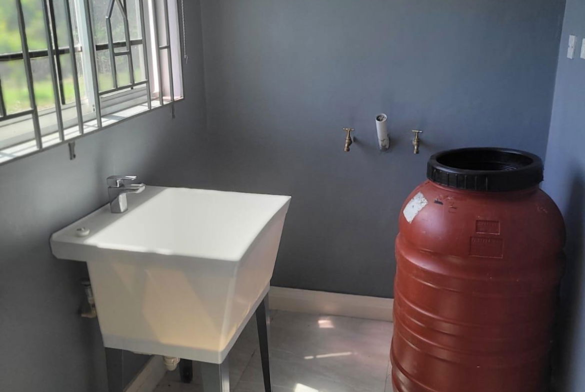 Fifteenth image of Lot 21 Aqueduct Country Club Old in Gutters, St. Catherine, Jamaica - property is For Rent