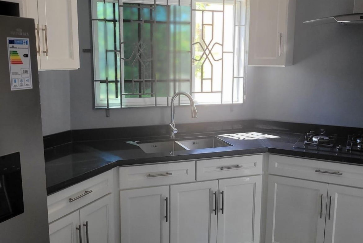 Seventeenth image of Lot 21 Aqueduct Country Club Old in Gutters, St. Catherine, Jamaica - property is For Rent