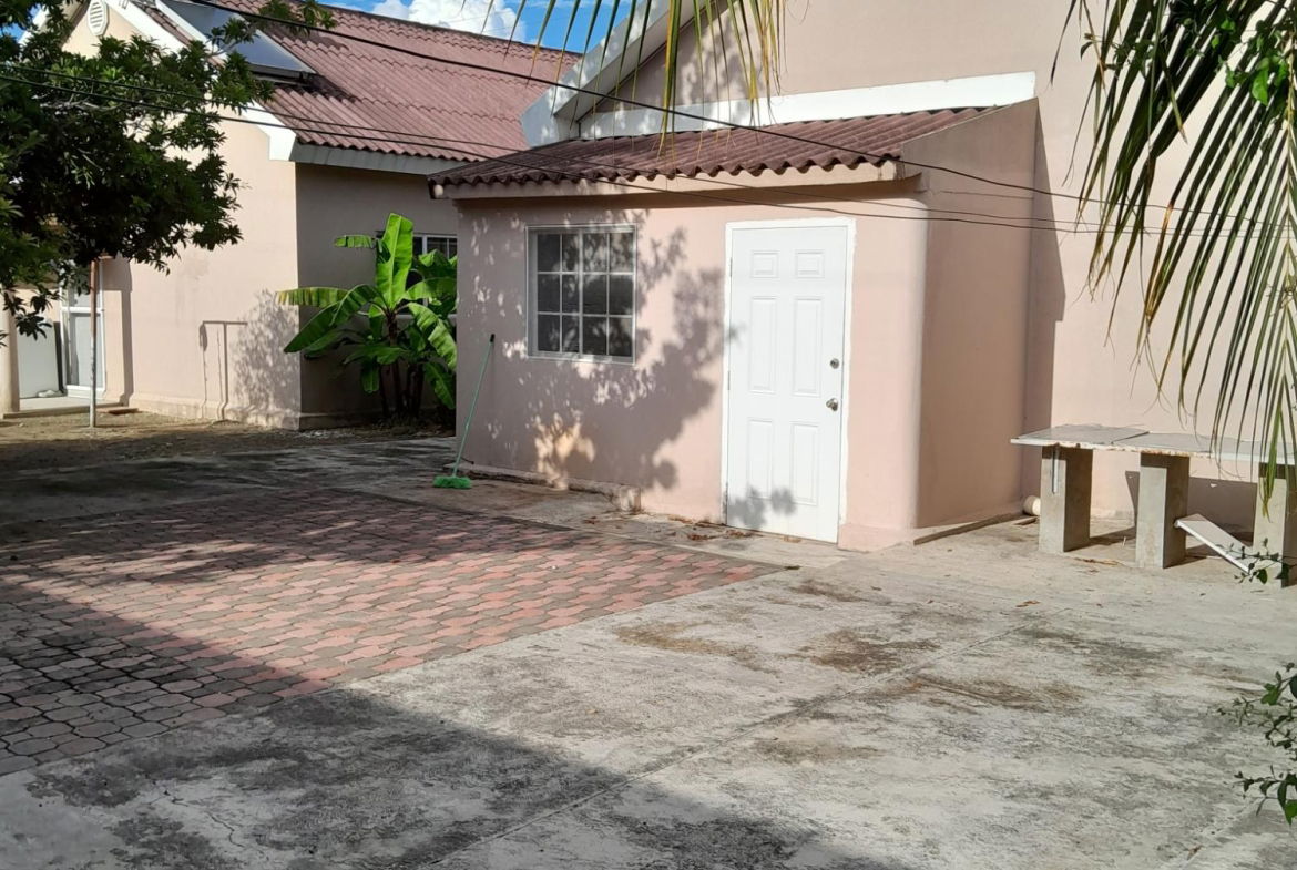 Eleventh image of Arnold Palmer Loop in Caymanas Estates, St. Catherine, Jamaica - property is For Rent