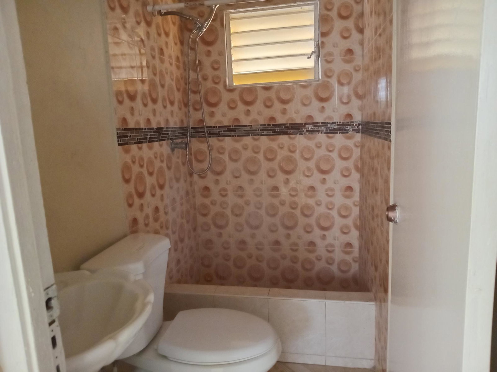 Sixth image of 587-maise Way Friendship Meadows, Spani in Spanish Town, St. Catherine, Jamaica - property is For Rent