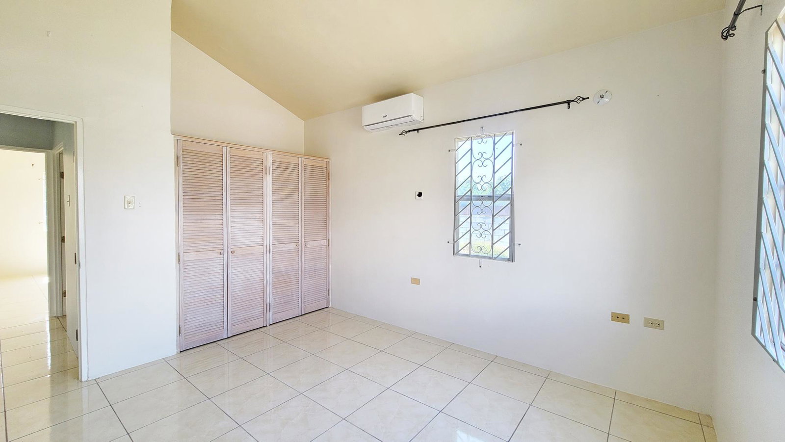 Eighth image of 367- Seashore Crescent in Phoenix Park, St. Catherine, Jamaica - property is For Rent