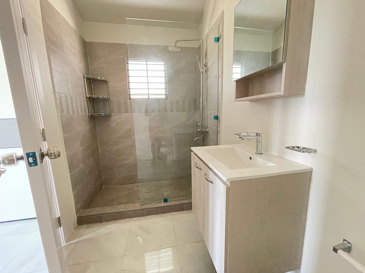 Twelfth image of 1964 Phoenix Park Village, Pha in Phoenix Park, St. Catherine, Jamaica - property is For Rent