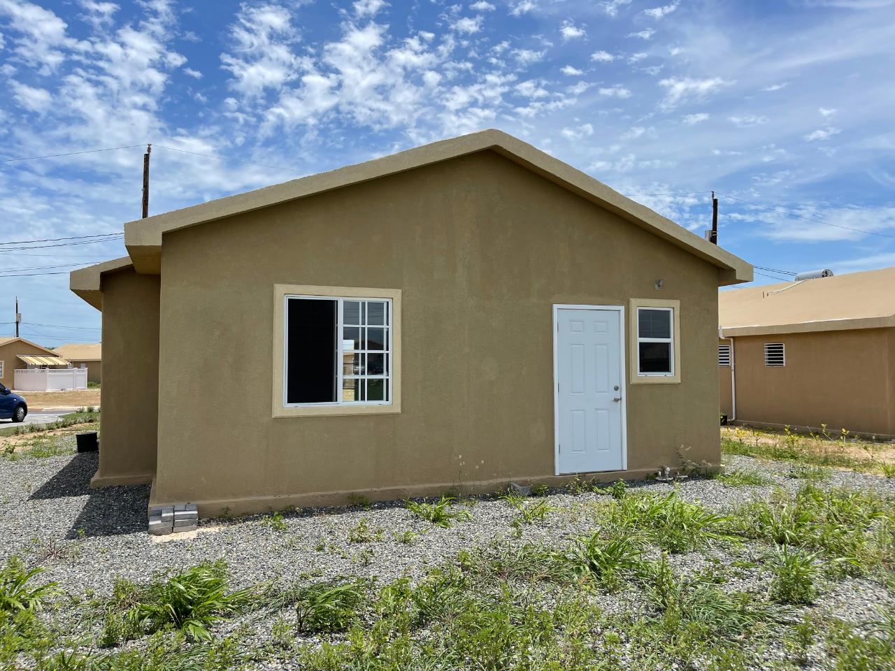 Sixteenth image of 1964 Phoenix Park Village, Pha in Phoenix Park, St. Catherine, Jamaica - property is For Rent