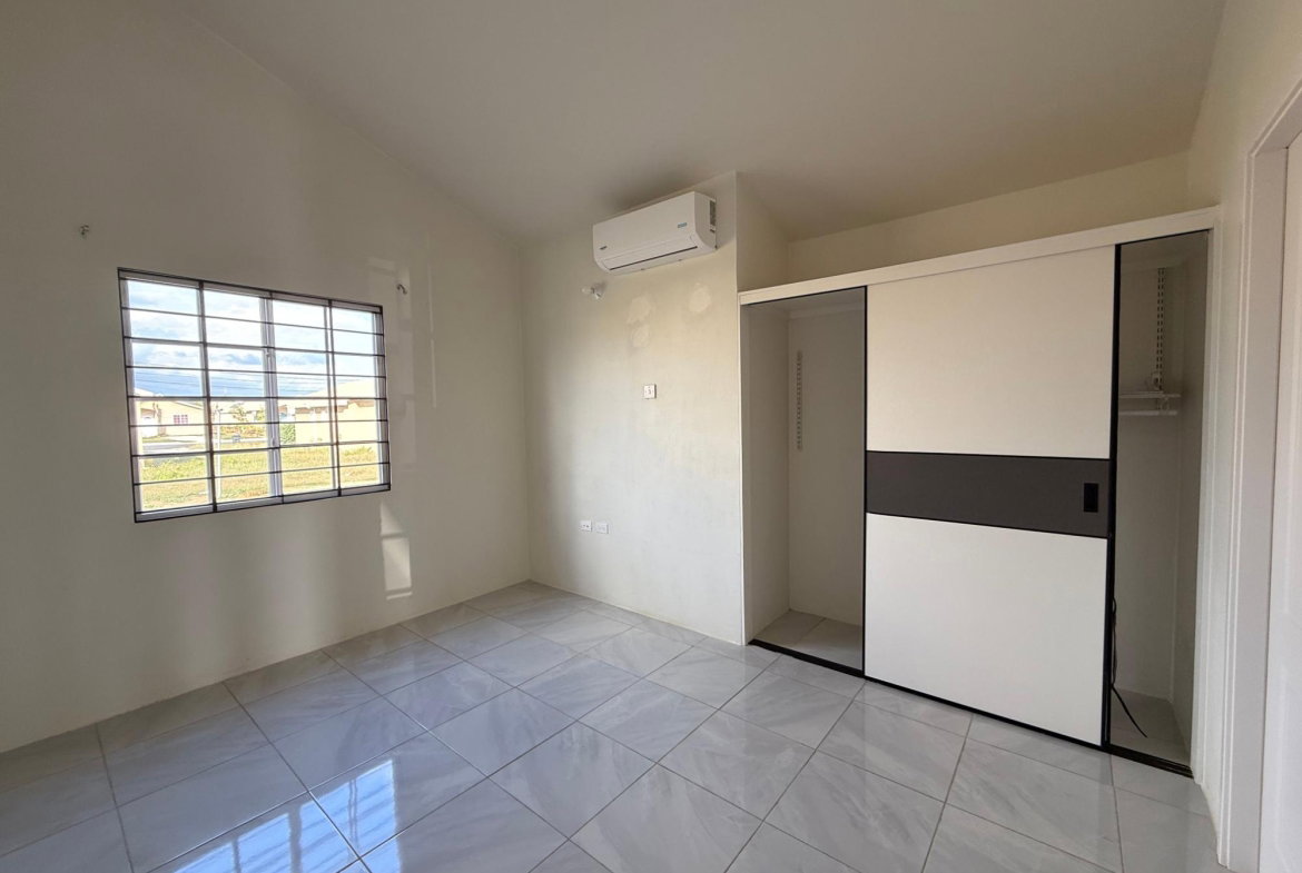 Twentieth image of 1964 Phoenix Park Village, Pha in Phoenix Park, St. Catherine, Jamaica - property is For Rent