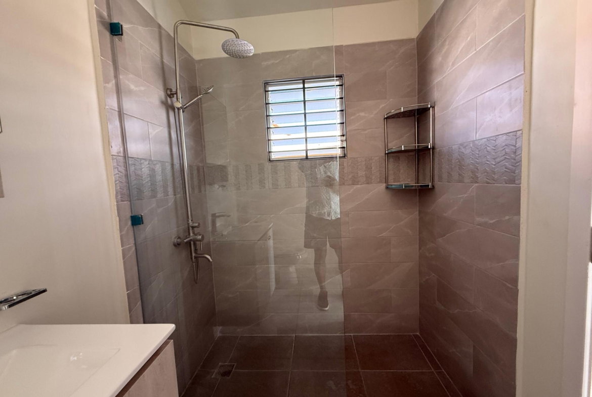Twenty-First image of 1964 Phoenix Park Village, Pha in Phoenix Park, St. Catherine, Jamaica - property is For Rent