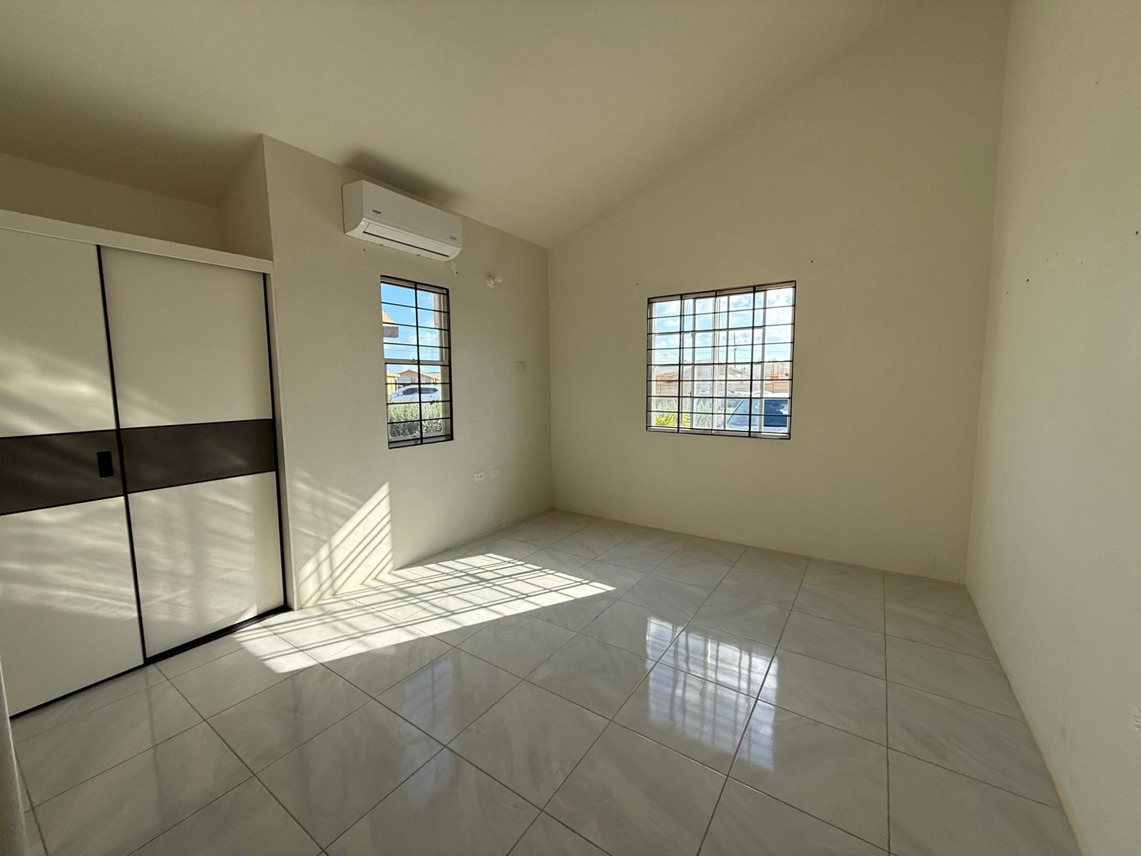 Twenty-Fourth image of 1964 Phoenix Park Village, Pha in Phoenix Park, St. Catherine, Jamaica - property is For Rent