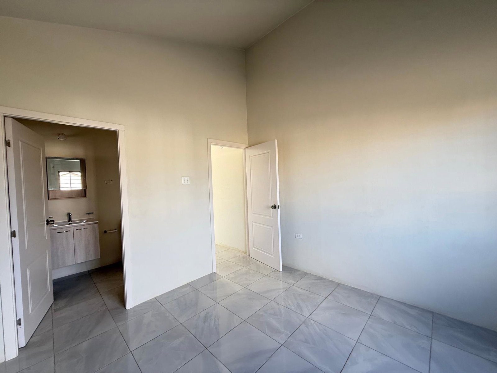 Twenty-Seventh image of 1964 Phoenix Park Village, Pha in Phoenix Park, St. Catherine, Jamaica - property is For Rent