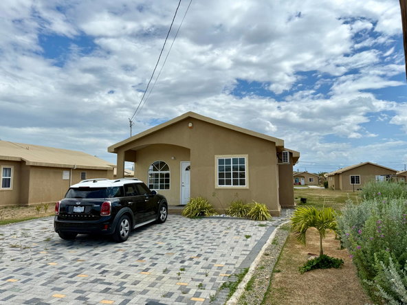Twenty-Eighth image of 1964 Phoenix Park Village, Pha in Phoenix Park, St. Catherine, Jamaica - property is For Rent