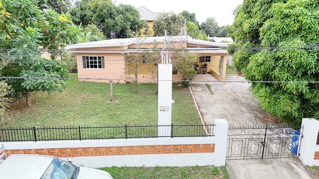 Second image of 11 Idaha Drive in Kingston 19, St. Andrew, Jamaica - property is For Rent