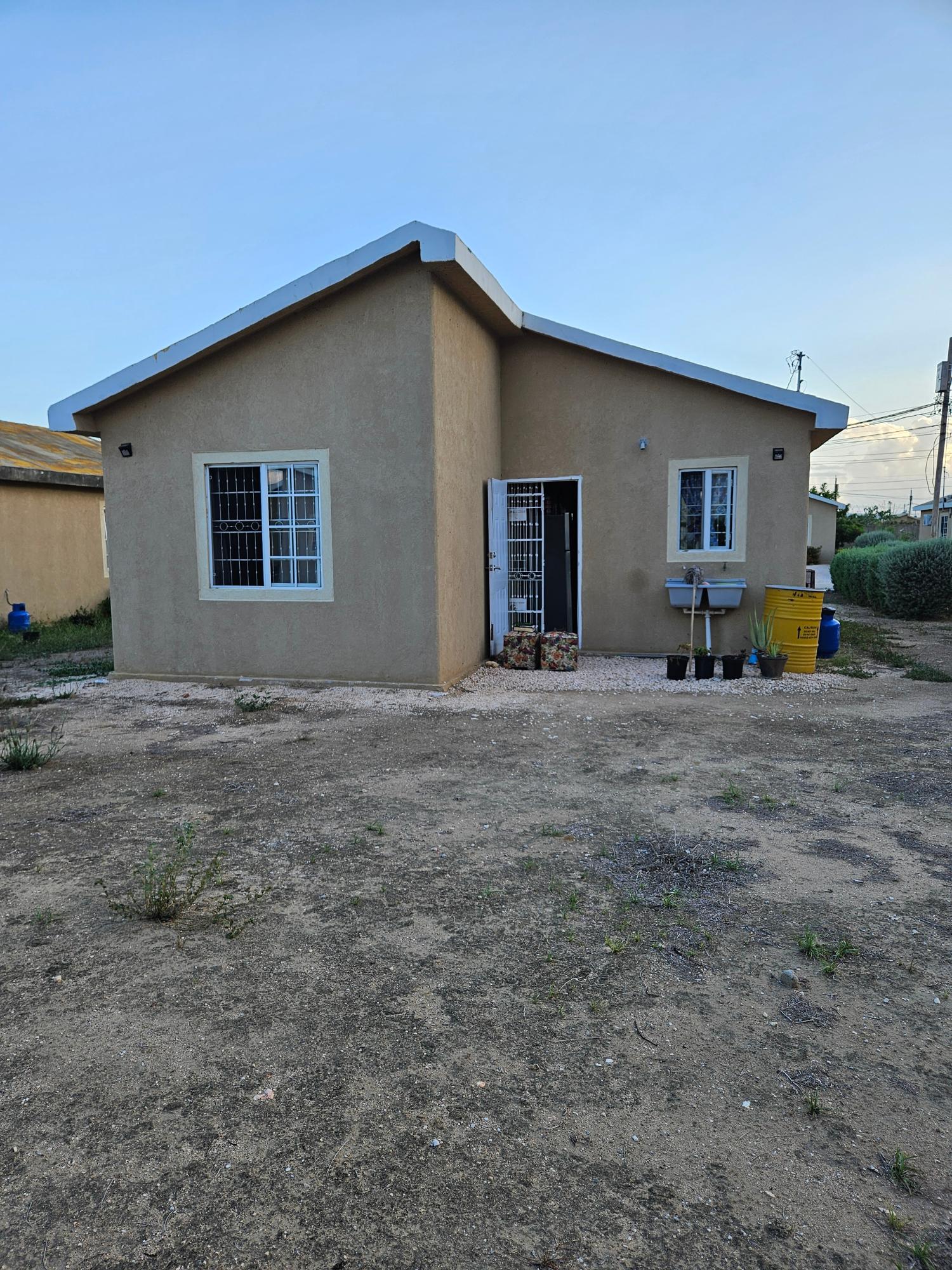 2-Bedroom-House-for-Sale-in-Phoenix-Park-Village-St.-Catherine-Jamaica Sixteenth image of 460 Phoenix Park Village in Dunbeholding, St. Catherine, Jamaica - property is For Sale