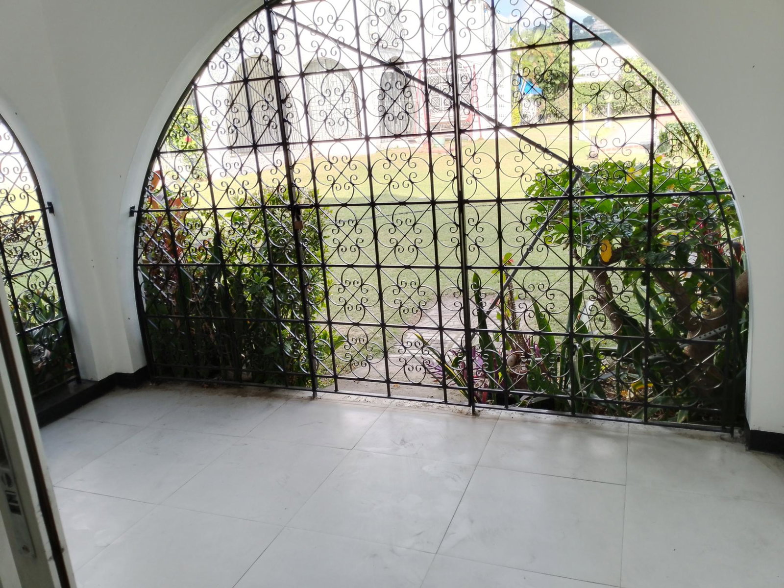 Fourteenth image of 25-12 a Seymour Square, Kingston in Kingston 6, St. Andrew, Jamaica - property is For Rent