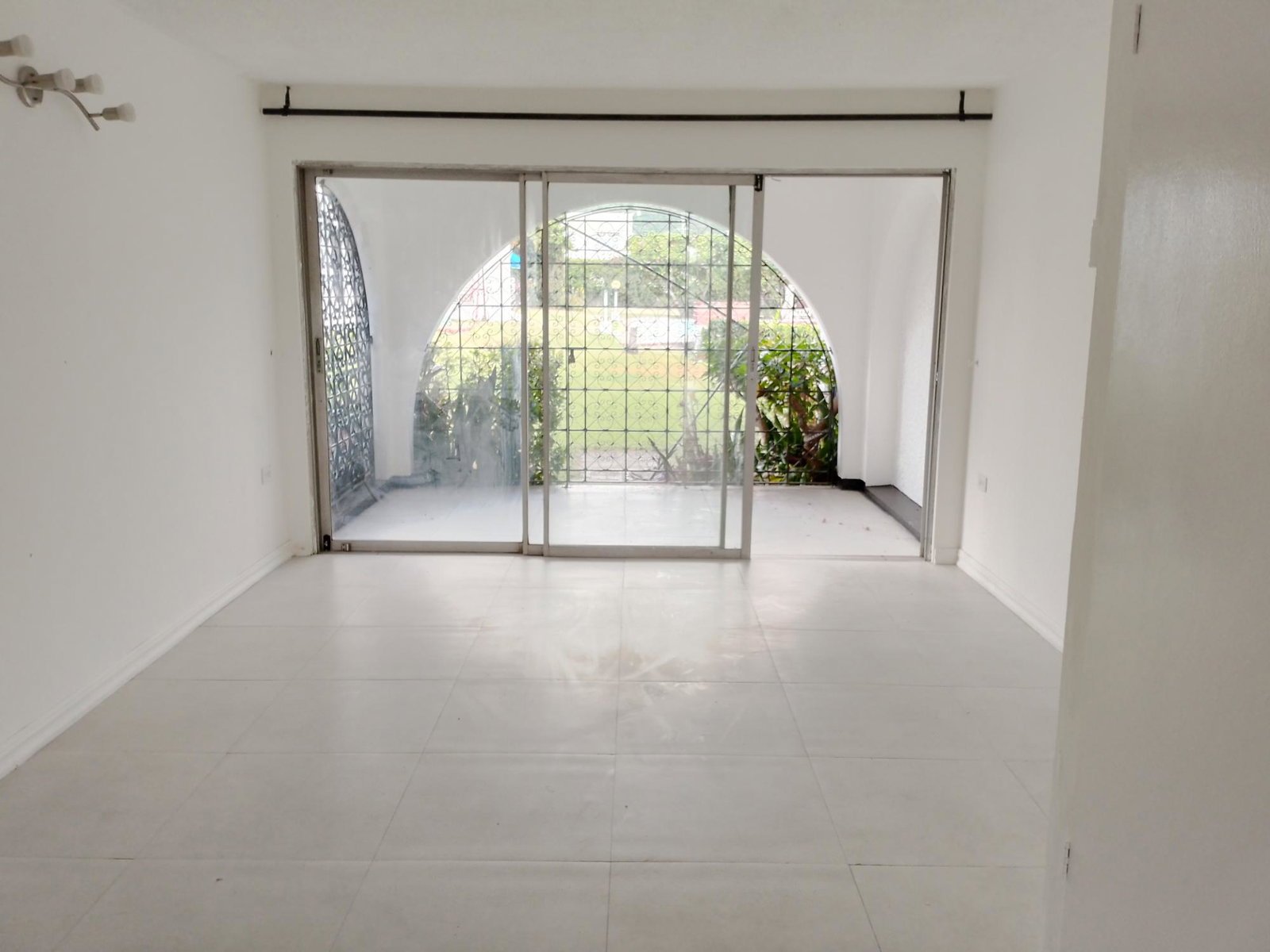 Fifteenth image of 25-12 a Seymour Square, Kingston in Kingston 6, St. Andrew, Jamaica - property is For Rent