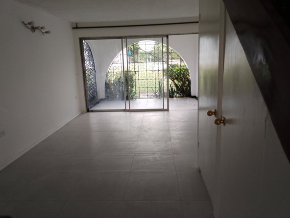 Sixteenth image of 25-12 a Seymour Square, Kingston in Kingston 6, St. Andrew, Jamaica - property is For Rent