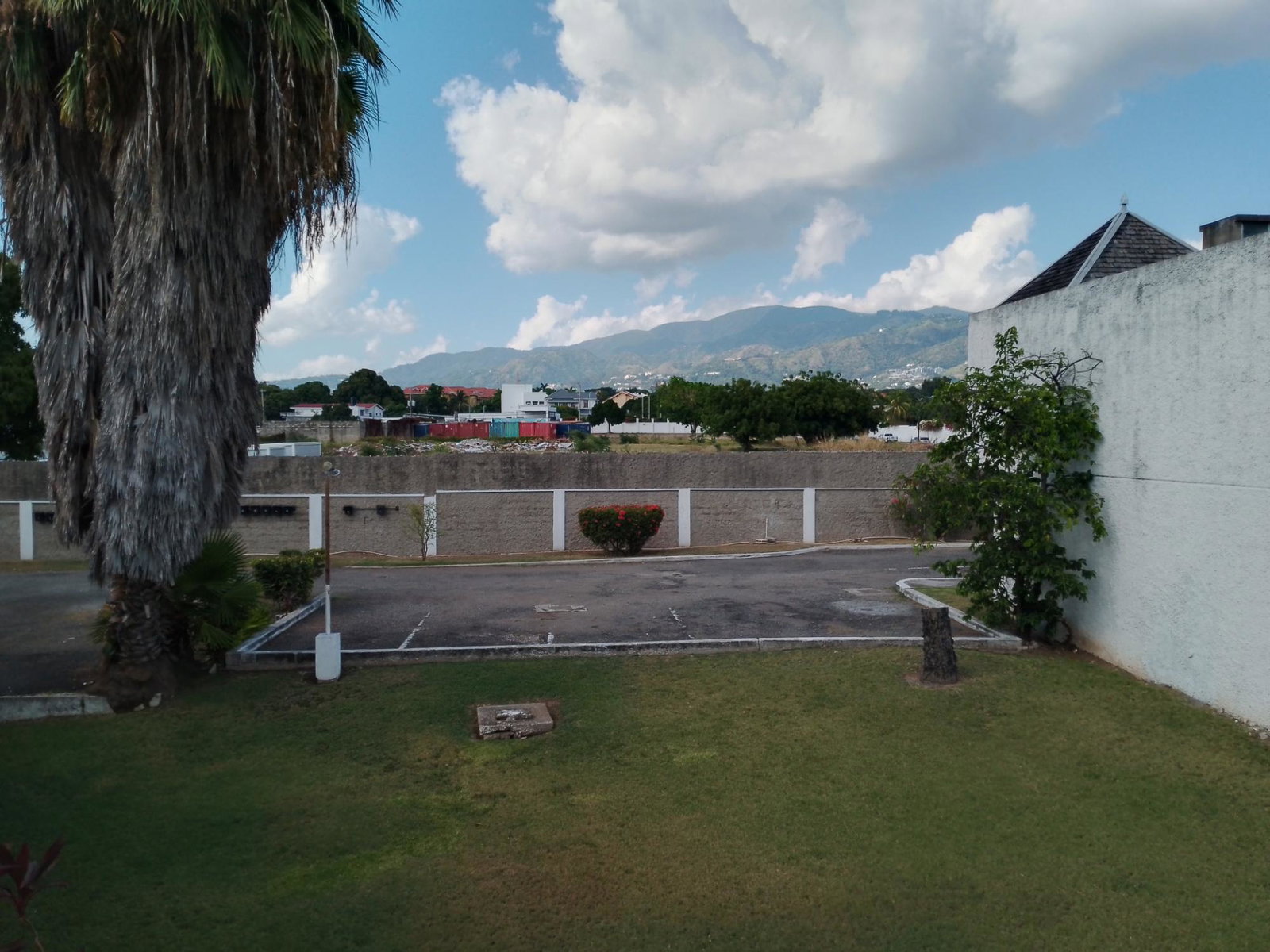 Twenty-Fourth image of 25-12 a Seymour Square, Kingston in Kingston 6, St. Andrew, Jamaica - property is For Rent
