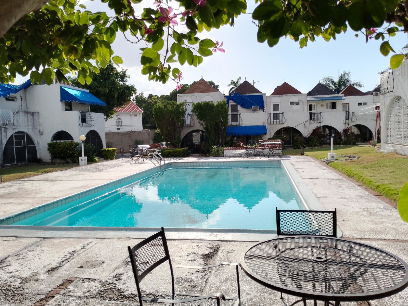 Fourth image of 25-12 a Seymour Square, Kingston in Kingston 6, St. Andrew, Jamaica - property is For Rent