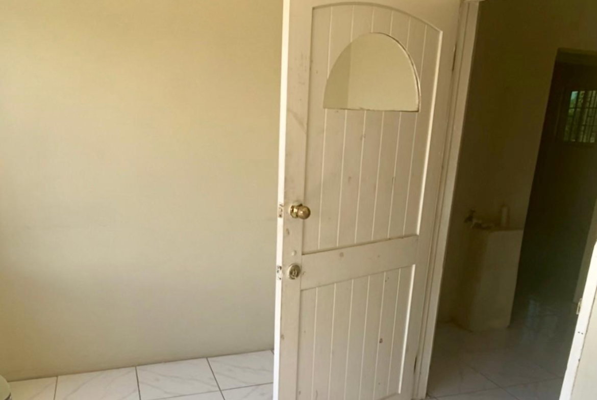 Sixth image of 333 sw 24th Way, West Kensing in Greater Portmore, St. Catherine, Jamaica - property is For Rent