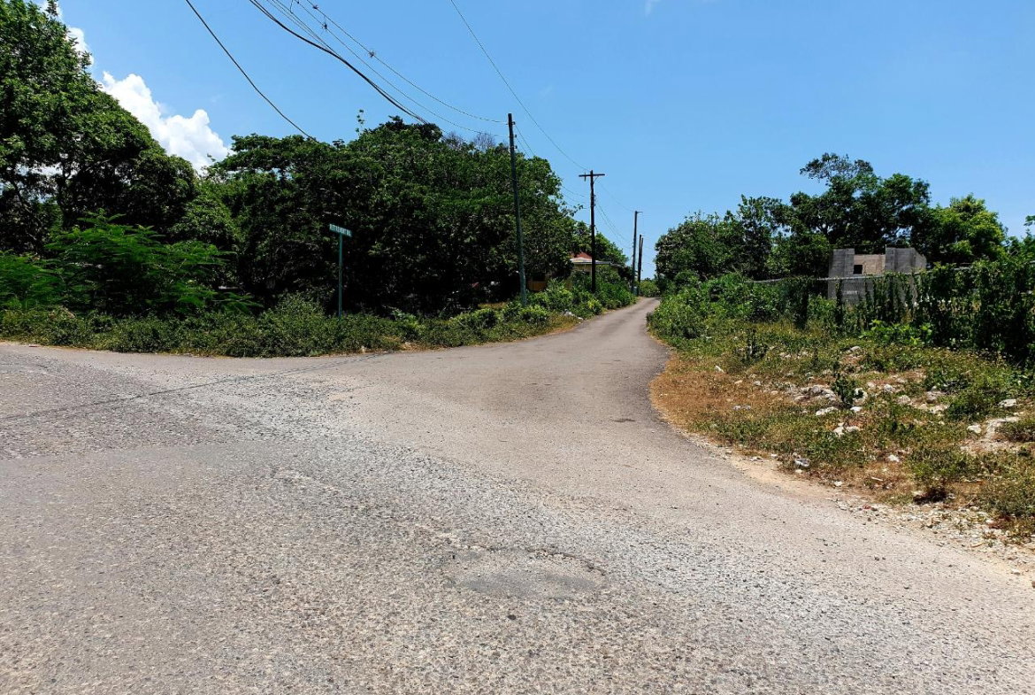 Tenth image of Chatham, St. James in Adelphi Grove, St. James, Jamaica - property is For Sale