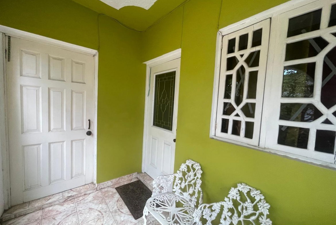 Fourth image of 806-two East Greater Portmore in Greater Portmore, St. Catherine, Jamaica - property is For Sale