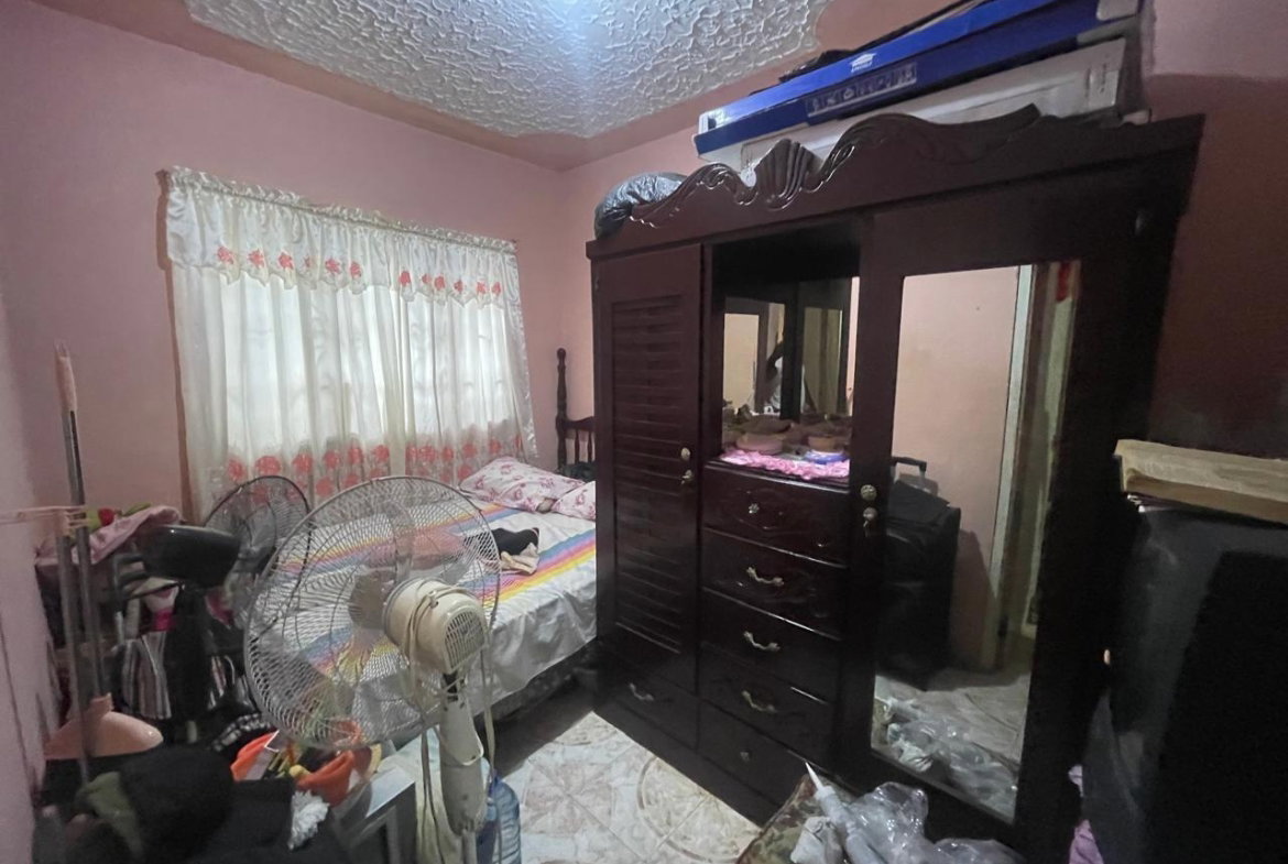 Seventh image of 806-two East Greater Portmore in Greater Portmore, St. Catherine, Jamaica - property is For Sale