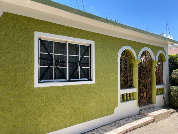 First image of 806-two East Greater Portmore in Greater Portmore, St. Catherine, Jamaica - property is For Sale