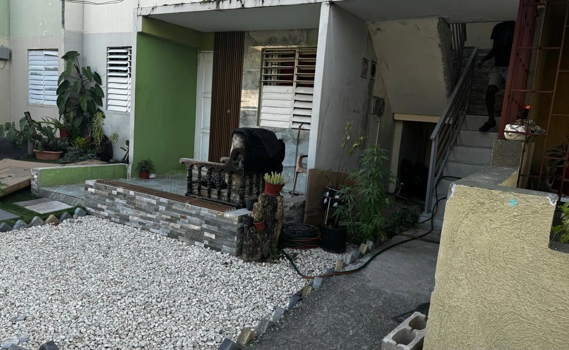 Third image of 34 Markland Close in Kingston 8, St. Andrew, Jamaica - property is For Sale
