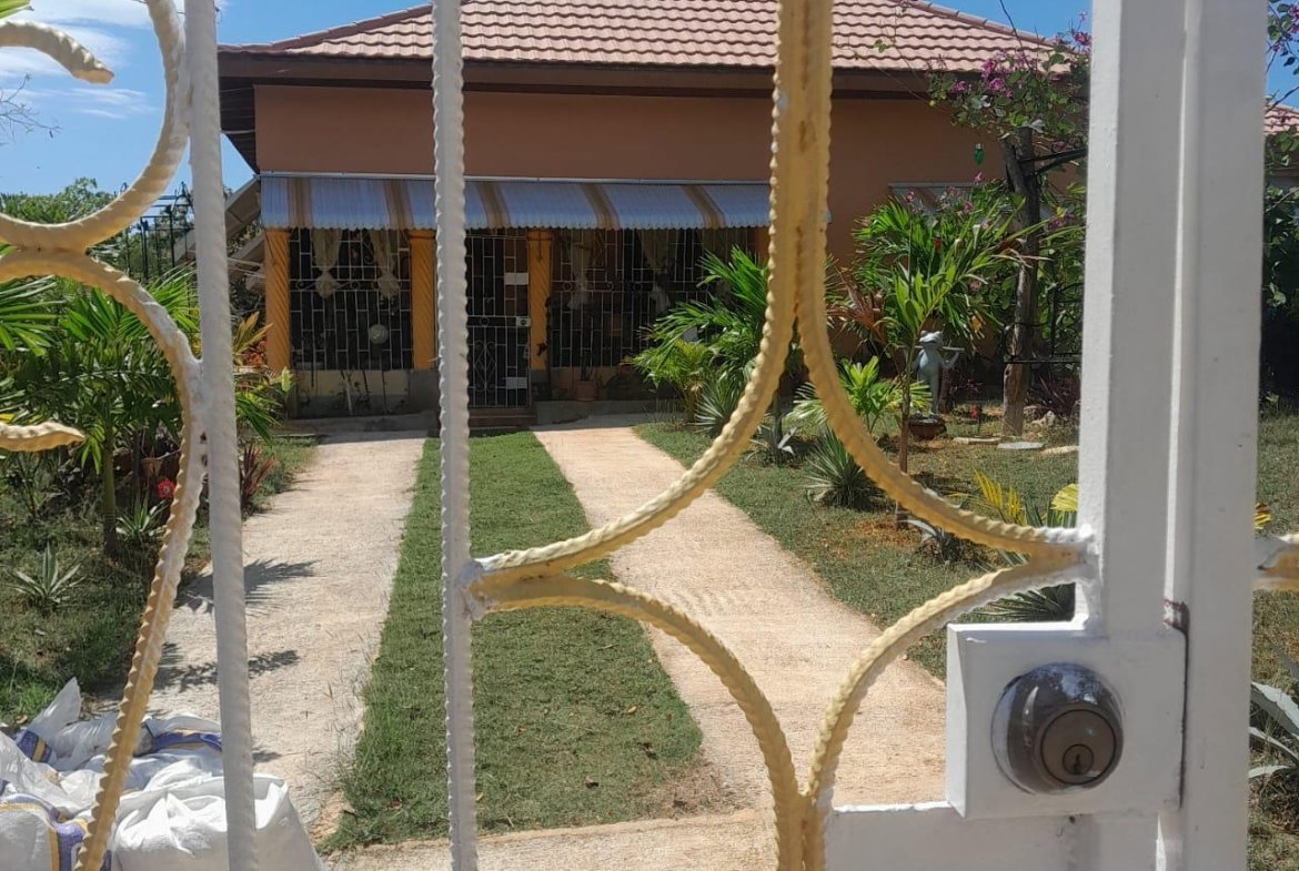 Fourth image of Part of Brompton in Brompton, St. Elizabeth, Jamaica - property is For Sale