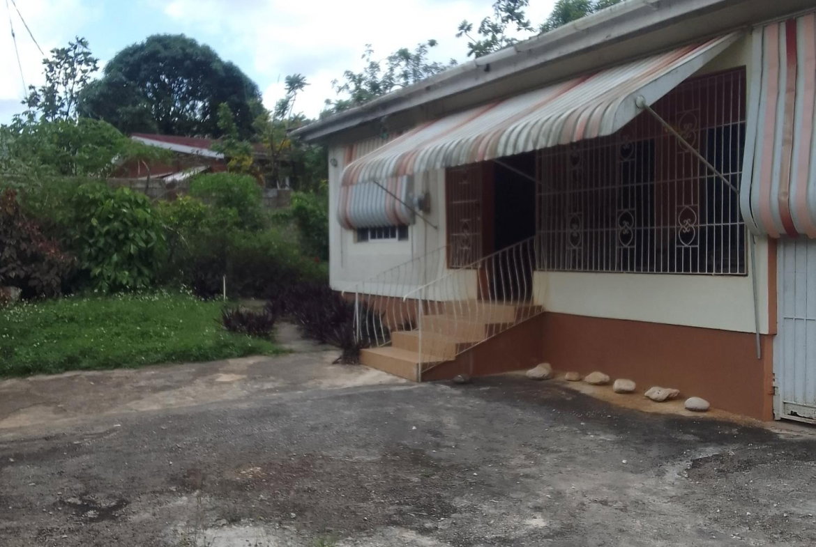 First image of Old Porus rd in Porus, Manchester, Jamaica - property is For Sale