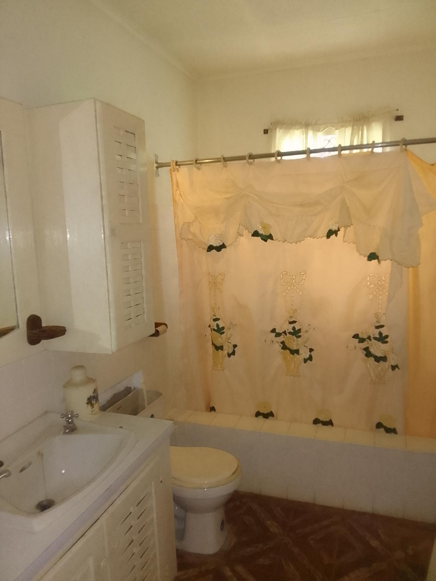 Fourth image of Old Porus rd in Porus, Manchester, Jamaica - property is For Sale