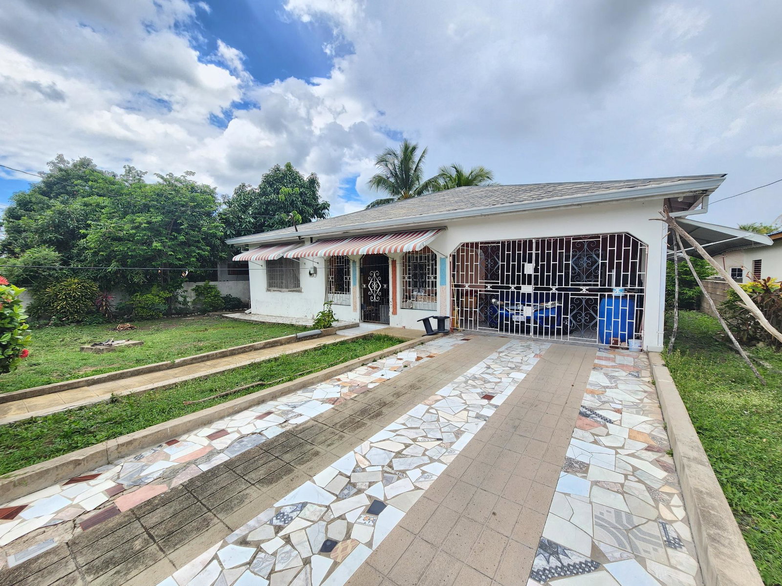 Third image of 42 Clayton Way in Spanish Town, St. Catherine, Jamaica - property is For Sale